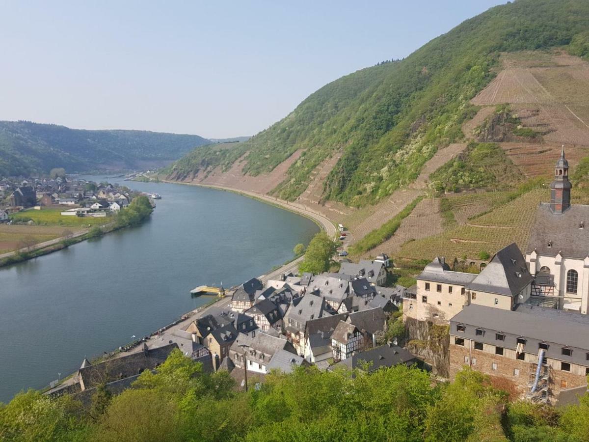 Hotel Klapperburg Beilstein  Exteriör bild